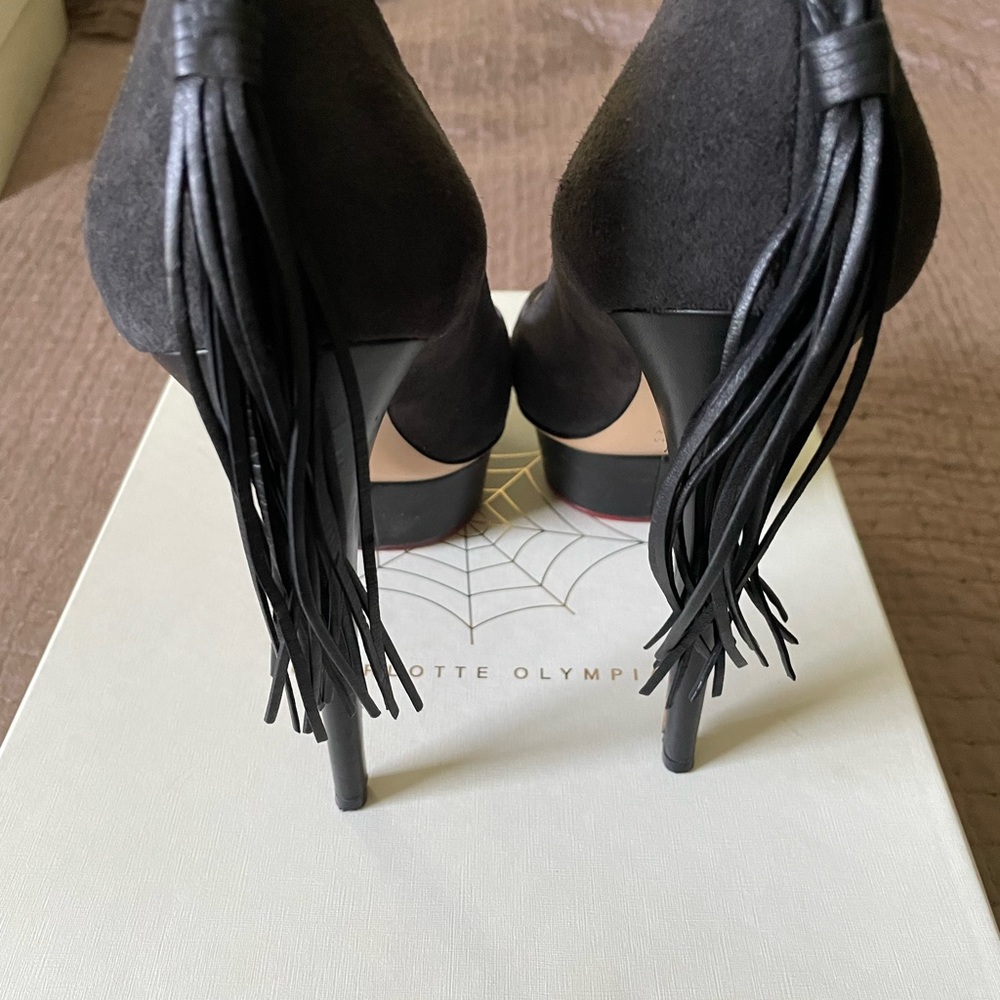 Charlotte Olympia pump size 42